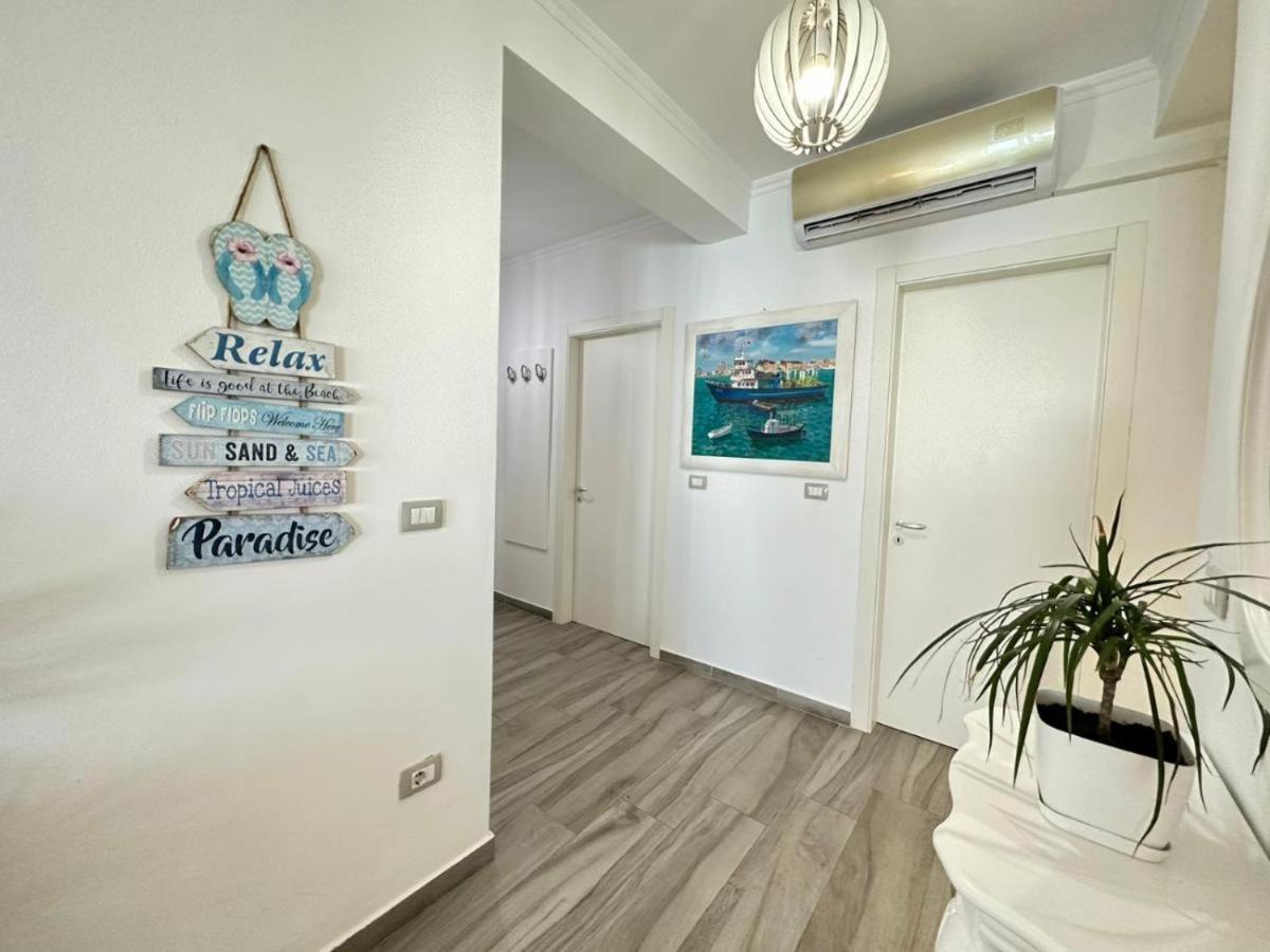 Sofia'S Holiday Apartment Вльора Екстер'єр фото