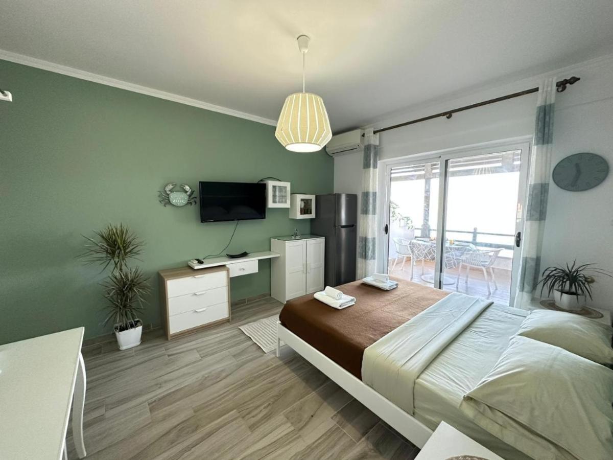 Sofia'S Holiday Apartment Вльора Екстер'єр фото