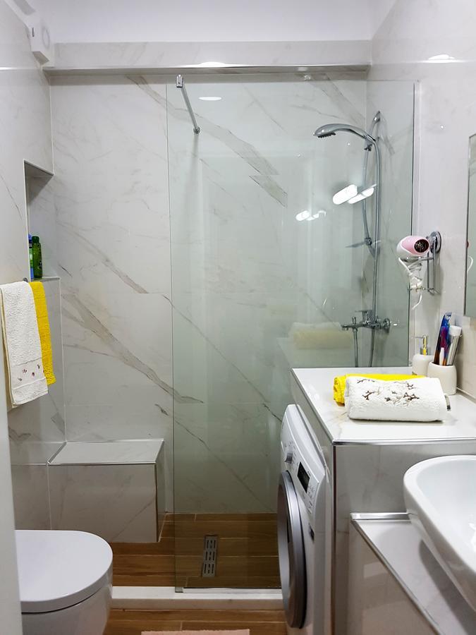 Sofia'S Holiday Apartment Вльора Екстер'єр фото