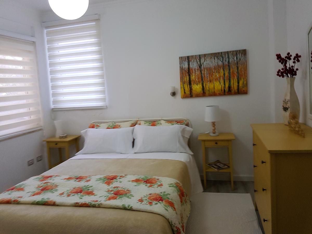 Sofia'S Holiday Apartment Вльора Екстер'єр фото