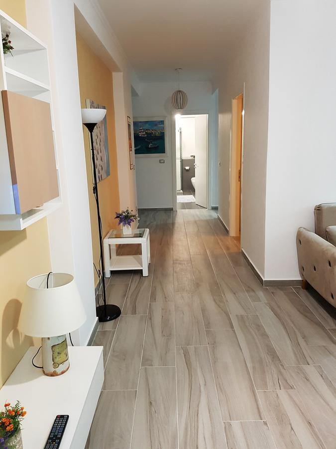 Sofia'S Holiday Apartment Вльора Екстер'єр фото