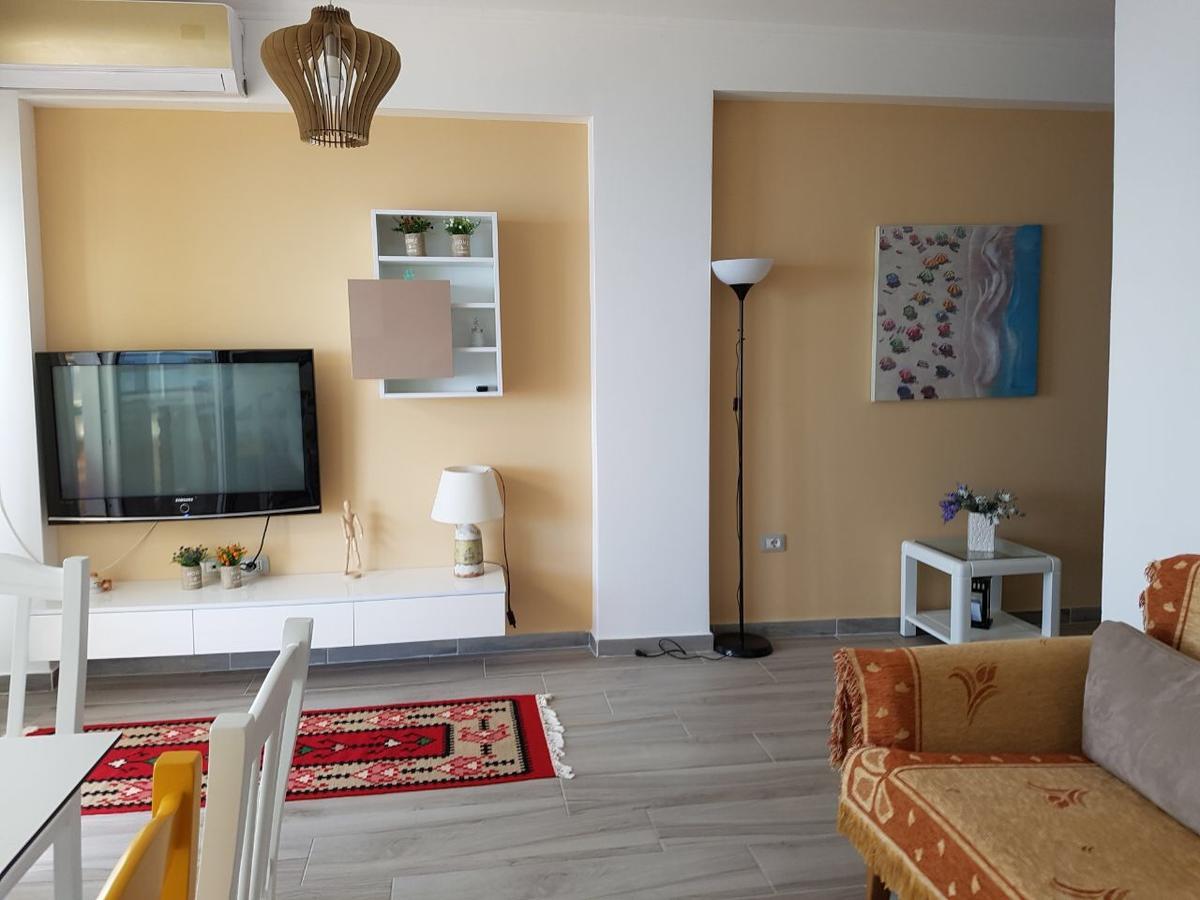 Sofia'S Holiday Apartment Вльора Екстер'єр фото