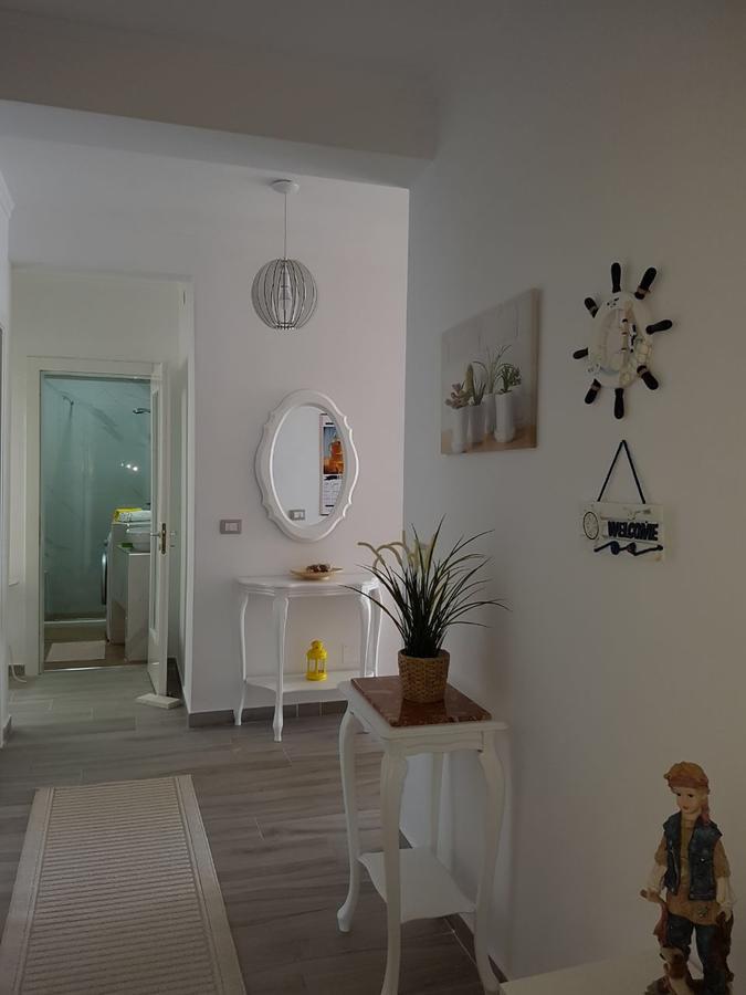 Sofia'S Holiday Apartment Вльора Екстер'єр фото